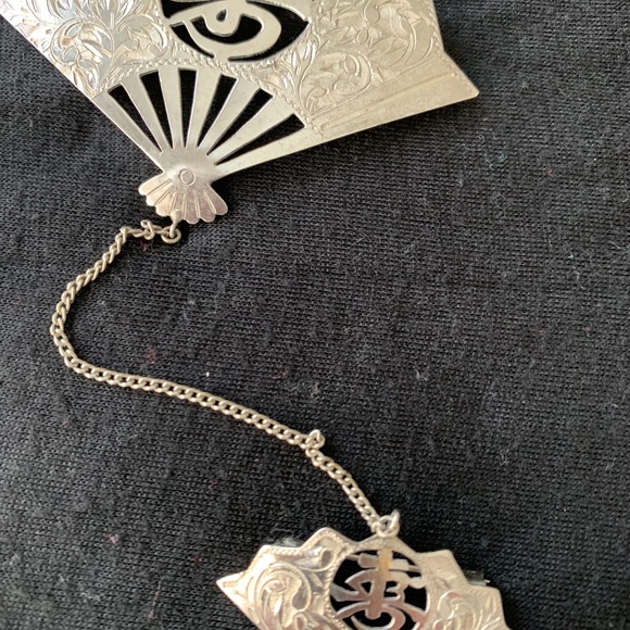 Vintage Sterling Silver Fan Brooch - Picture 8 of 8